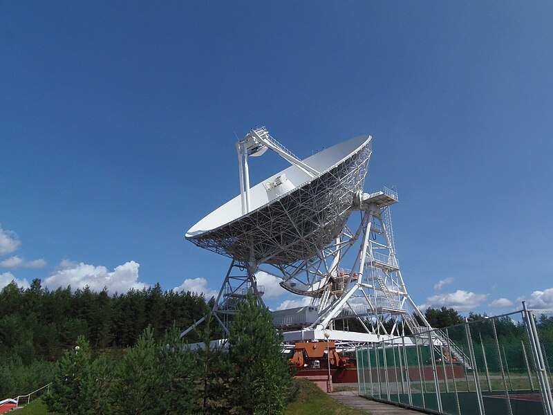 File:Радиотелескоп РТФ-32 - 2013.jpg