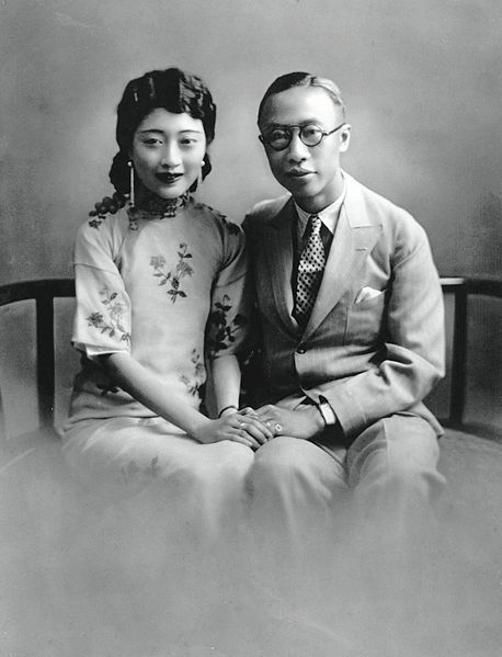 File:溥仪和婉容.jpg