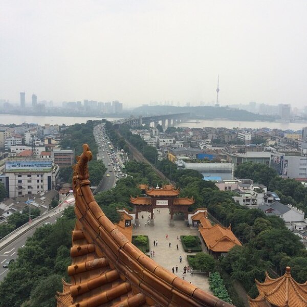 File:登黄鹤楼 Climb the Yellow Crane Tower (14613842643).jpg