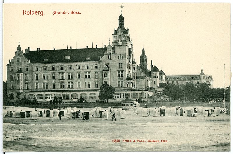 File:06340-Kolberg-1905-Strandschloß-Brück & Sohn Kunstverlag.jpg