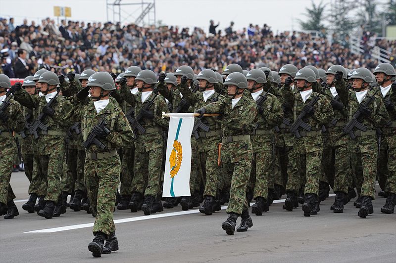 File:11 08 013 R 自衛隊記念日 観閲式(Parade of Self-Defense Force) 75.jpg