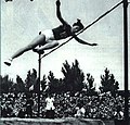 1964-08 1964年 吴浮山打破全国纪录179cm