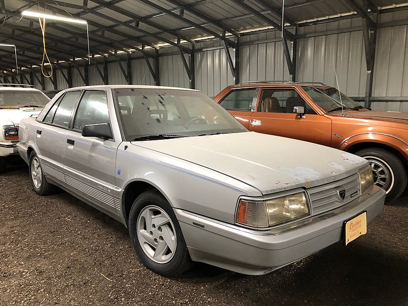 File:1992 Eagle Premier ES in Sterling Metallic with gray leather interior at Rambler Ranch 1of7.jpg