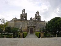 Santa María de los Reales Alcázares, fasad