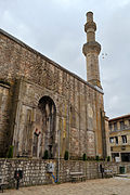 Façade principale au nord et minaret.