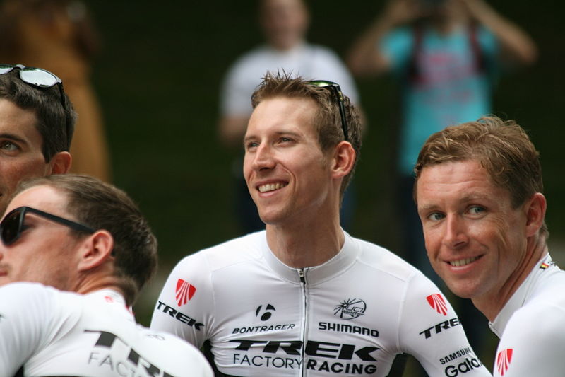 File:2015 Tour de France team presentation (19355629362).jpg