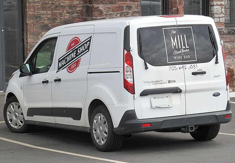 File:2017 Ford Transit Connect XLT Cargo Van in Frozen White, Rear Left, 04-24-2022.jpg