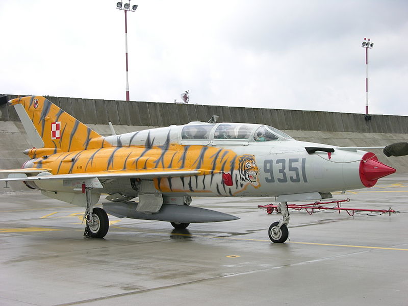 File:9351 a MiG-21UM Mongol Polish Air Force Poznan-Krzesiny (3118862346).jpg