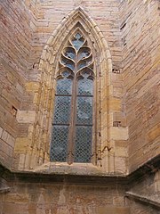Fenêtre de la chapelle Jean de Bourbon.