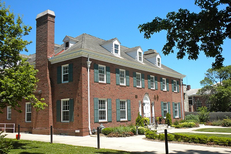 File:Alpha Phi uiuc.JPG