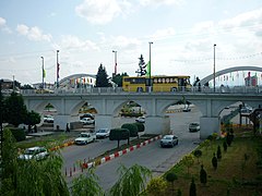 Ponte Davazdah Cheshmeh