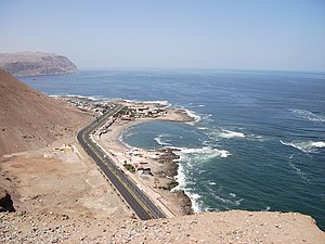 Looking down from the cape Arica038.jpg
