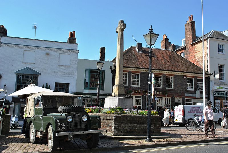 File:Arundel 2012 035.jpg