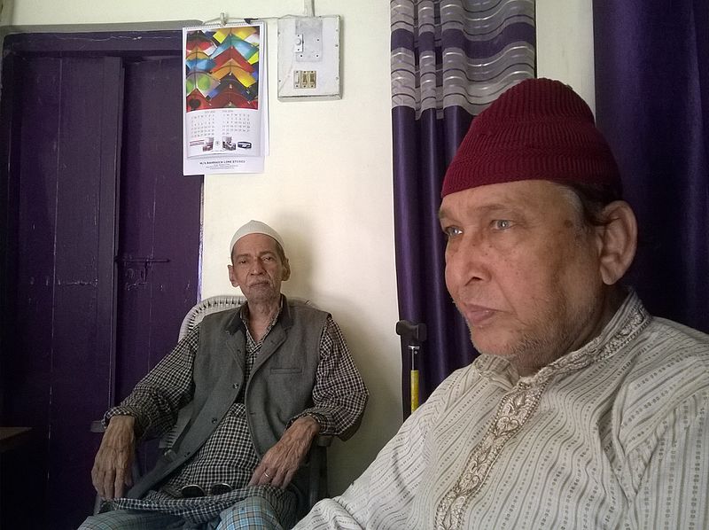 File:Asar Bahraichi with Izhar Warsi.jpg