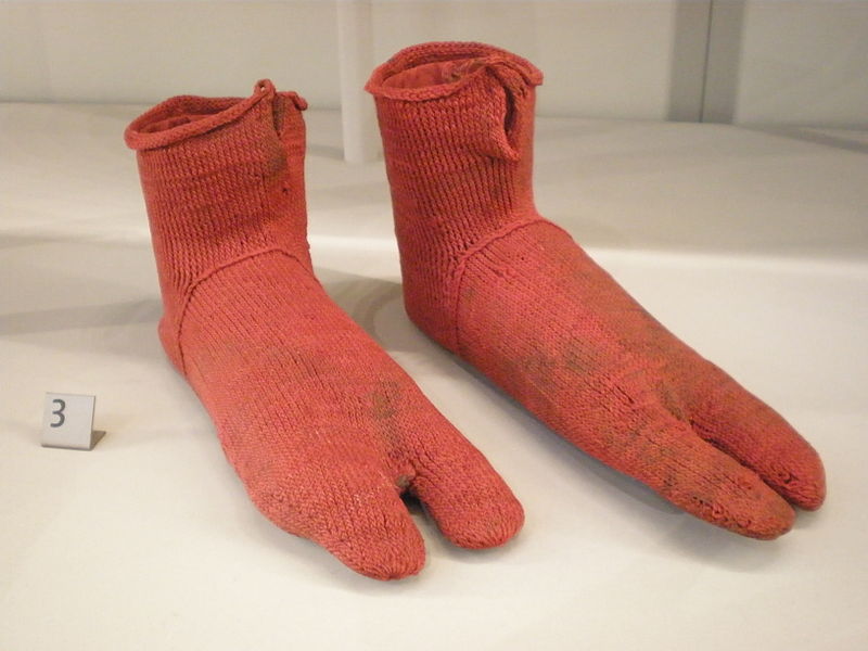 File:BLW Pair of socks.jpg