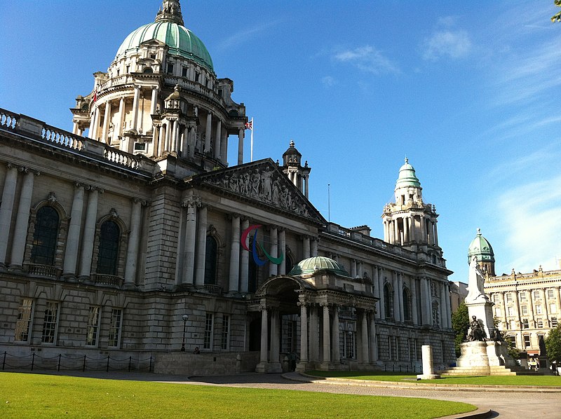 File:Belfast City Hall - panoramio (2).jpg