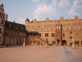Hof des Bernburger Schlosses