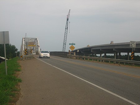Black River Bridge in Jonesville Louisiana.JPG