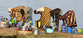 Bobo's along the river the Niger.jpg