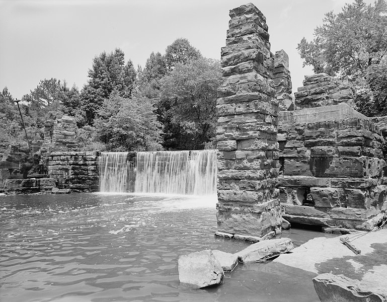 File:Boshell's Mill, Grist Mill, Bank of Lost Creek at State Route 124, South of U.S. 78, Townley (Walker County, Alabama).jpg