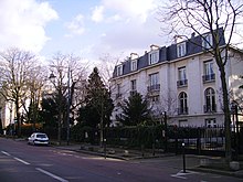 Hôtel particulier en bordure du bois.