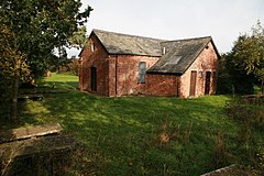 Баптистская церковь Брасси Грин - geograph.org.uk - 272994.jpg 