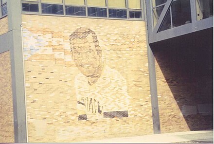 Mural of Roberto Clemente at the school