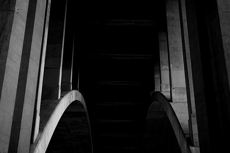 File:Bridge over the Arroyo Seco in Pasadena, California 01.jpg