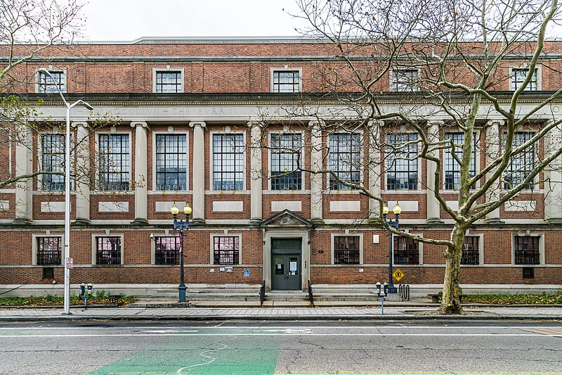 File:Bridgeport Public Library, Connecticut.jpg