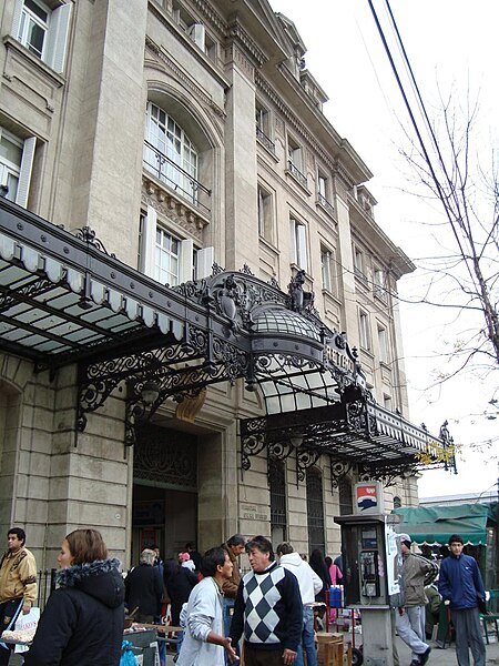 File:Buenos Aires 2009 - Ferroviária do Retiro (3547347785).jpg