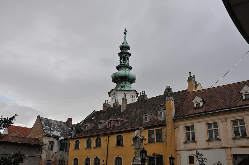 File:CIUDAD VIEJA, BRATISLAVA - panoramio.jpg