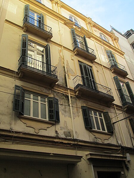 File:Calle Vendeja 7, Málaga.jpg