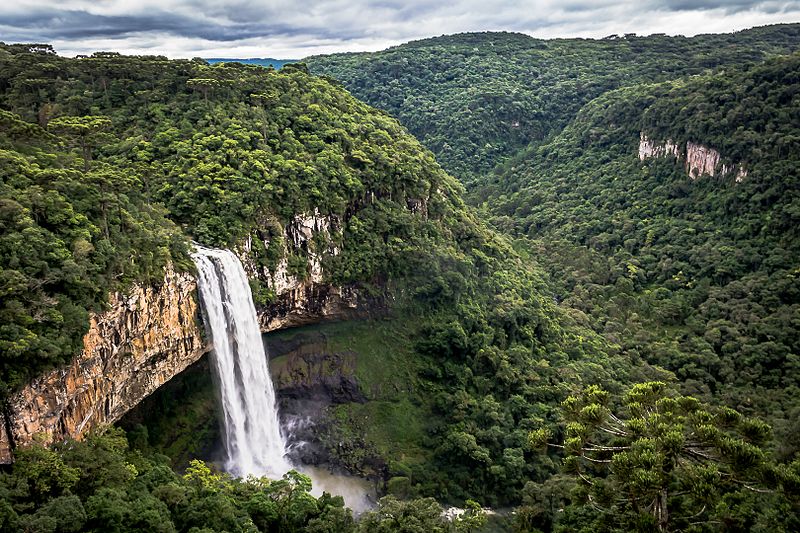 File:Cascata Caracol 1.jpg