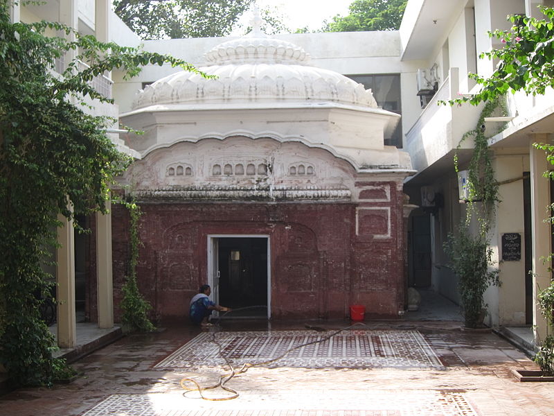 فائل:Chaubara of Chajju Bhagat in 2014.JPG