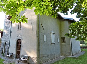 Chiesa di San Rocco (Ceda, Monchio delle Corti) - facciata e lato est 2 2022-06-29.jpg