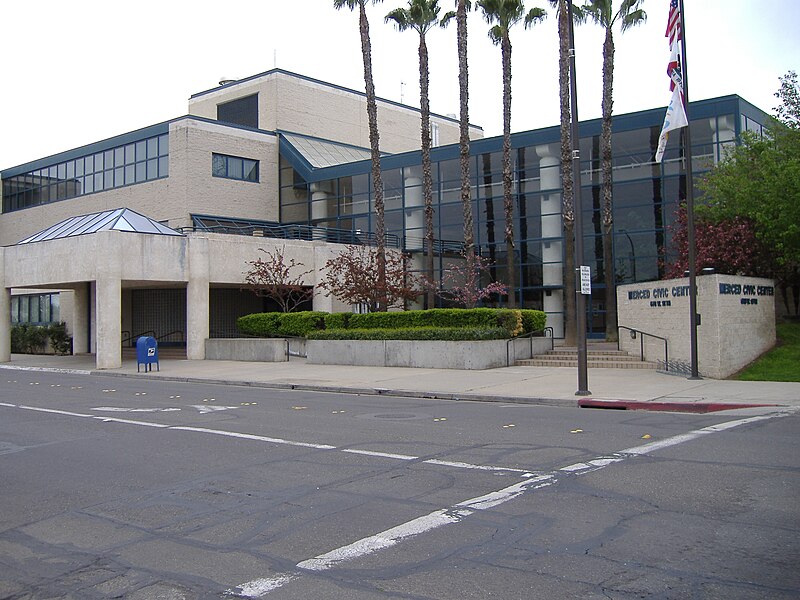 File:Civic Center - Merced, California 1.jpg