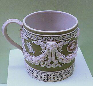 Coffee Cup - Wedgwood, c. 1830 - Brooklyn Museum - DSC09055.JPG