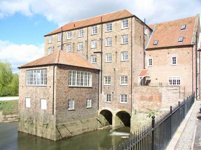 Image: Cornmill in 2006 after conversion