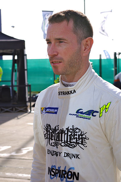File:Danny Watts Driver of Strakka Racing's HPD ARX 03c Honda (8667743945).jpg