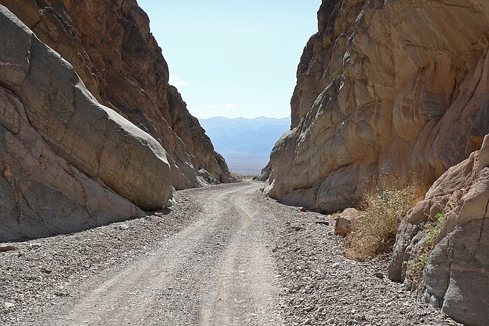 Titus Canyon Road, with view of Death Valley. Death Valley Titus Canyon 3.jpg