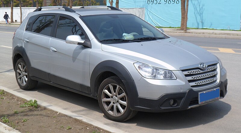 File:Dongfeng Fengshen H30 Cross 01 China 2012-04-15.jpg