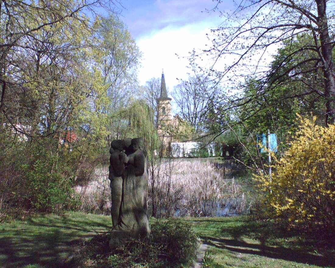 File:Dorfkirche Bohnsdorf10.jpg