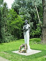 Obnovený pomník v českolipském Městském parku (červen 2020)