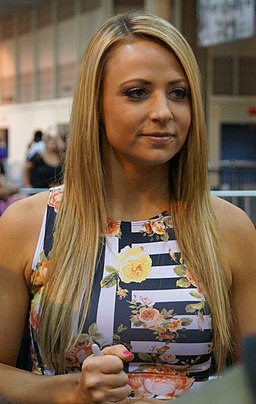 Emma at 2014 WWE Axxess