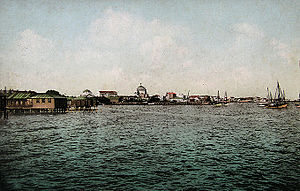 Евпатория. Общий вид с моря (открытка, 1916)