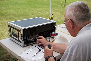 HF transceiver for voice communications Field day IMG 3197.jpg