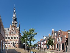 Franeker, het stadhuis RM15724 en het Planetarium RM15668 foto4 2017-06-18 11.19.jpg