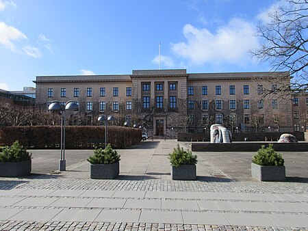 Gentofte Town Hall 01