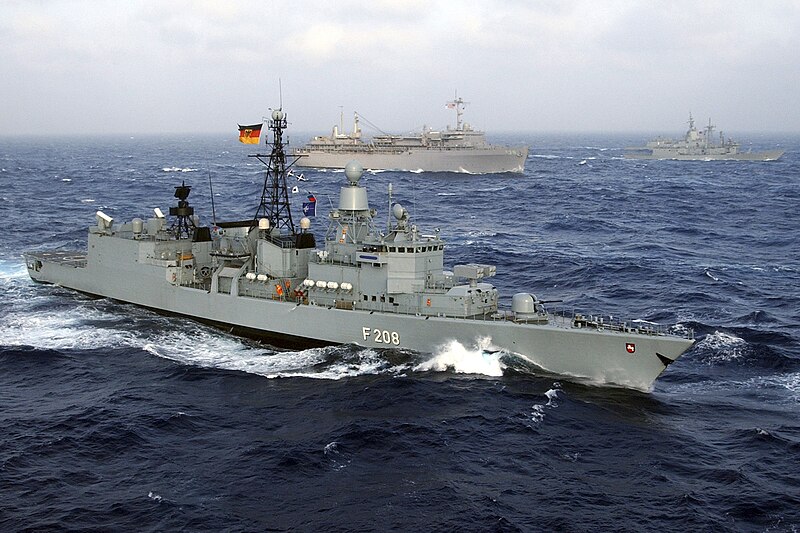 File:German frigate Niedersachsen (F208) underway with other ships in the Atlantic Ocean on 12 July 2004 (040712-N-7748K-008).jpg