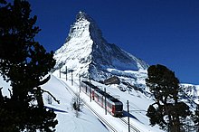 Gornergratbahn mit Matterhorn.